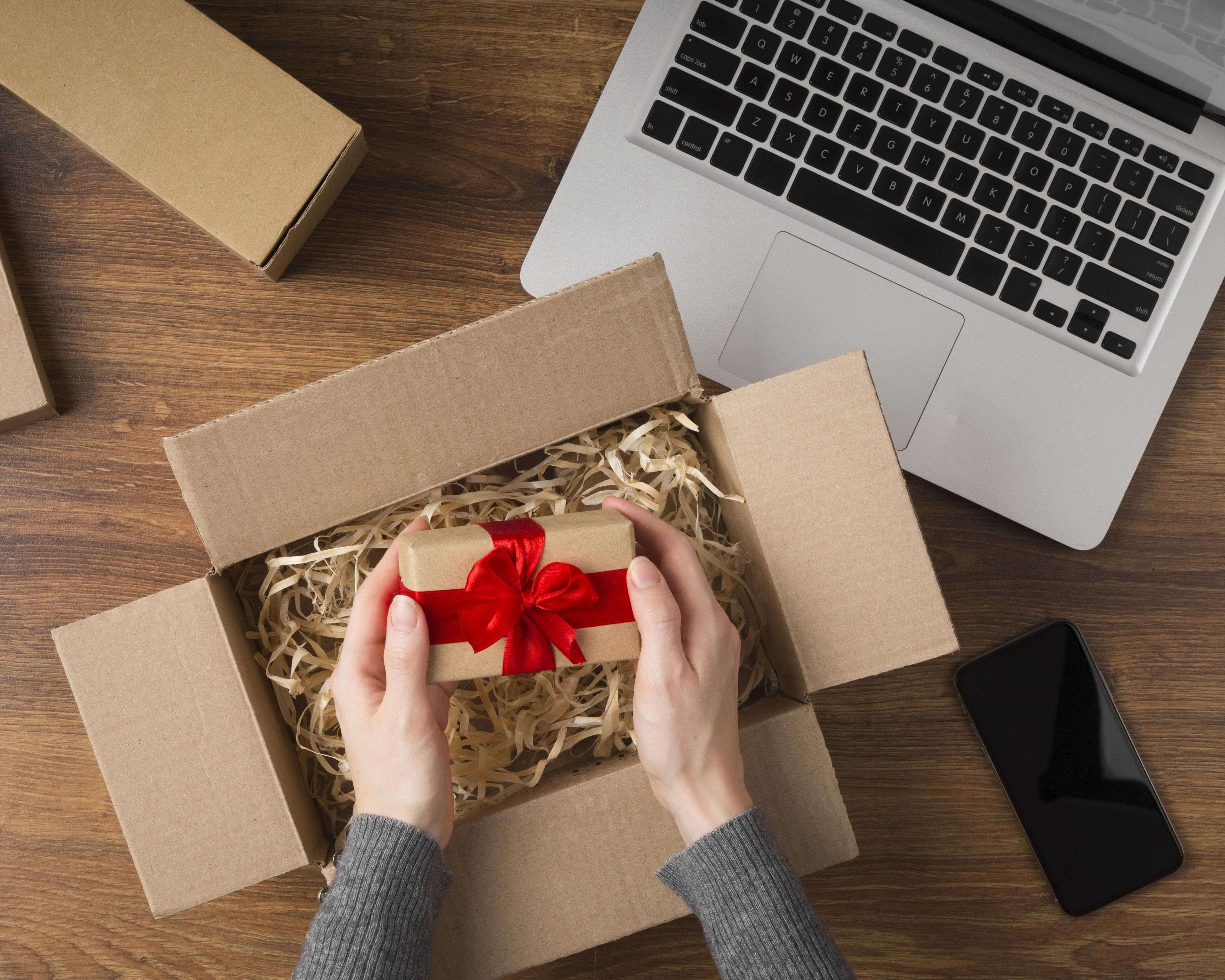 Preparando tus envíos para la temporada navideña con C+XFT Logistics